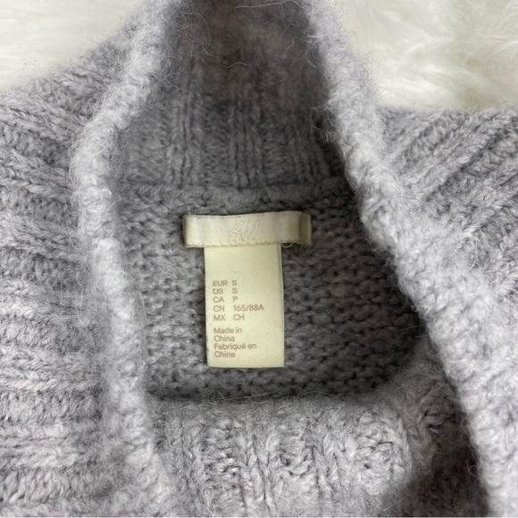 H&m Oversized Slouchy Turtleneck Knit Sweater, Grey Size Small - Picture 6 of 8